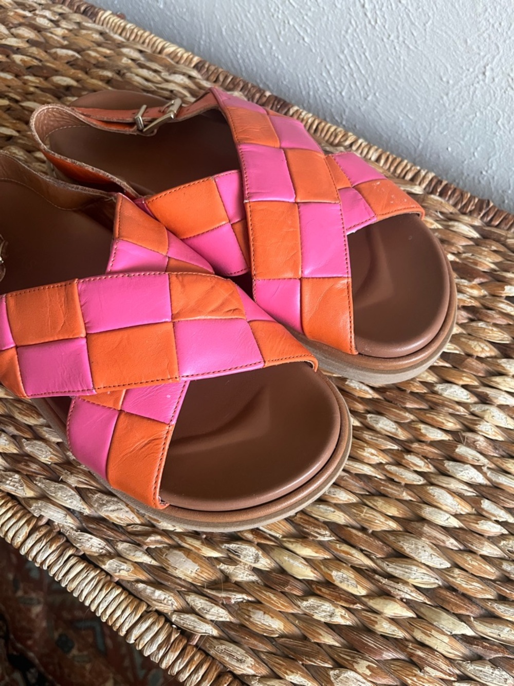 ALOHAS marshmallow scacchi leather sandals pomelo orange magenta woven 38 7.5 8 - Picture 3 of 9